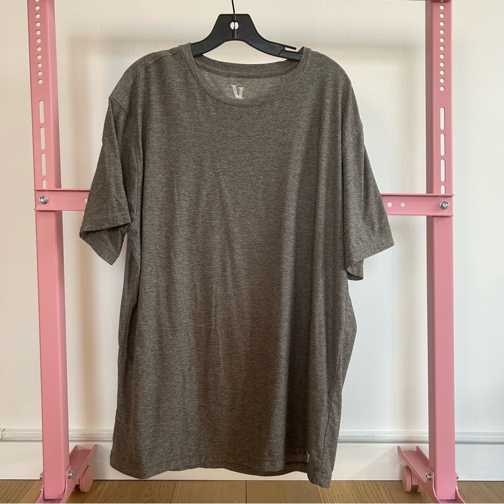 Vuori Men's Strato Tech Tee - Heather Gray